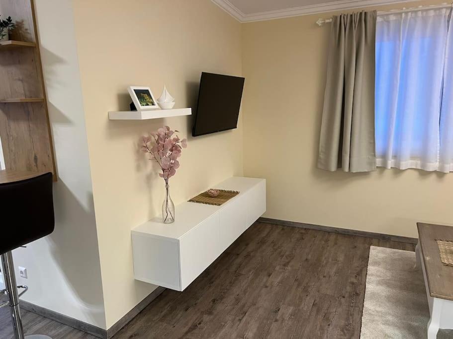 Gemuetliche Wohnung In Velden! Фельден-ам-Вёртер-Зе Экстерьер фото