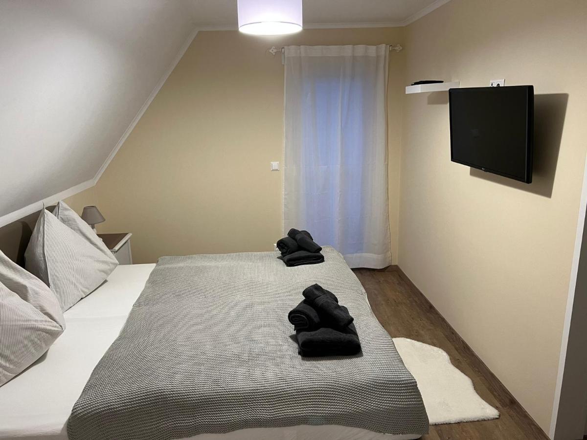 Gemuetliche Wohnung In Velden! Фельден-ам-Вёртер-Зе Экстерьер фото